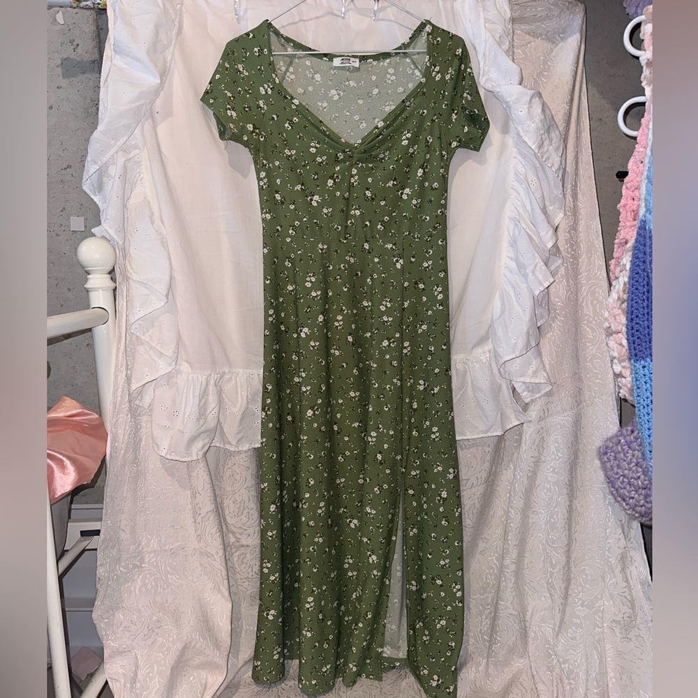 Floral Green Long Dress w/ Side Slit from Ardenes
